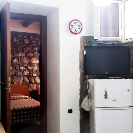 Tra Centro E Mare